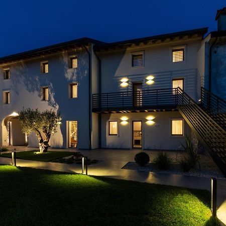 Portone180 Guest House Roveredo in Piano ภายนอก รูปภาพ